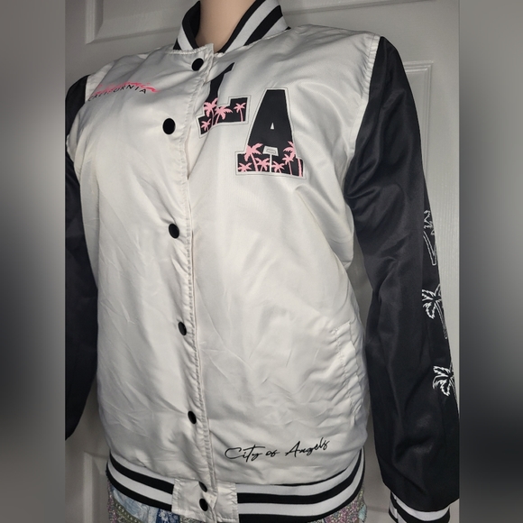 California LA Woven Bomber Jacket - Picture 7 of 11